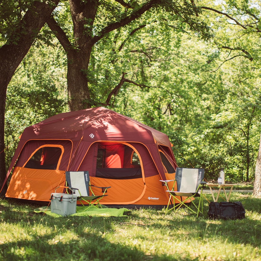 OUTDOOR 8 Person Instant Lighted Hexagon Tent 15' x 13'