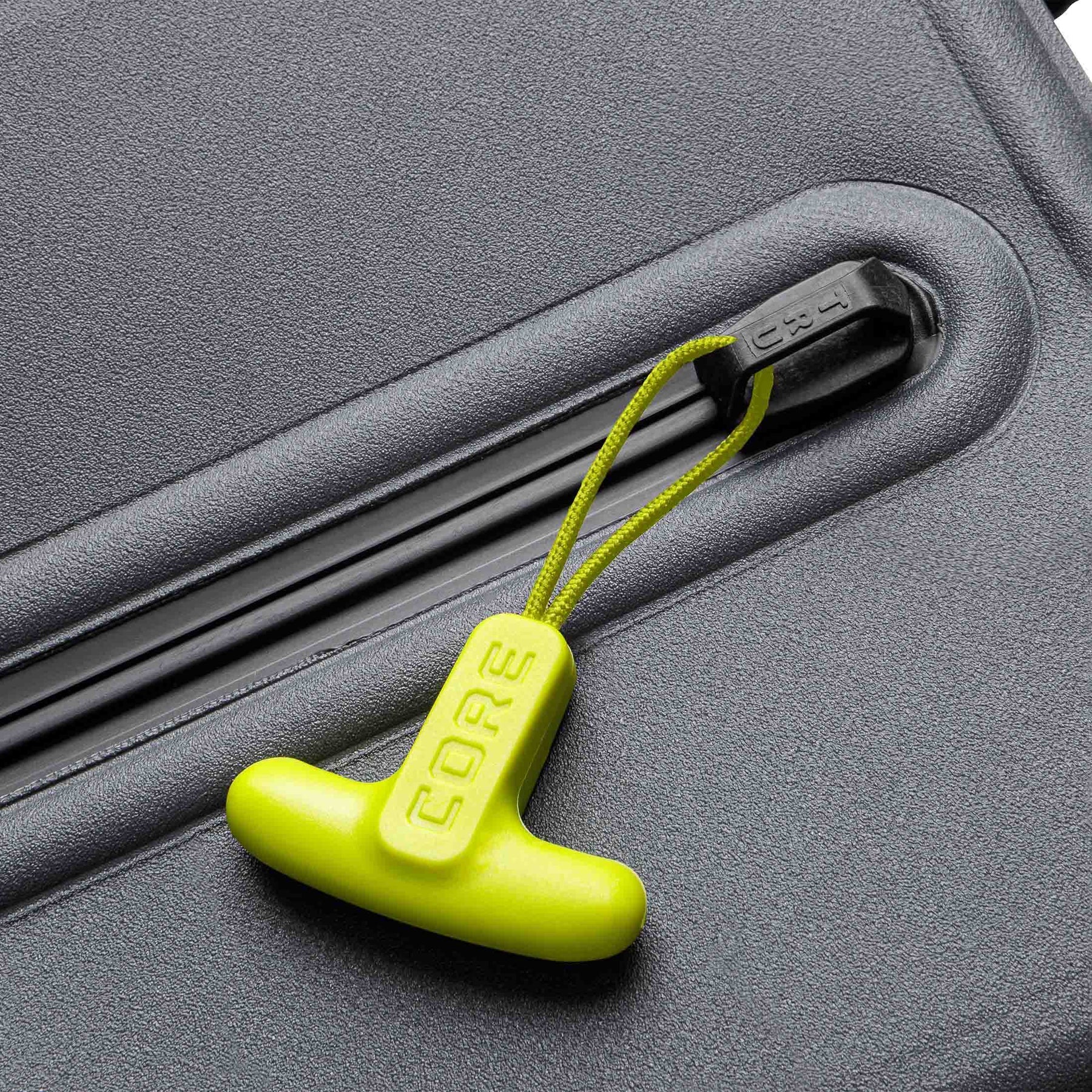 حقيبة تبريد ناعمة عالية الأداء من CORE بسعة 20 لترًا / 36 علبة